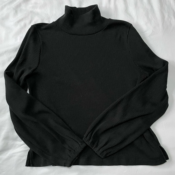 Madewell // Turtleneck Sweater // Medium // Black // Ribbed - Picture 1 of 4